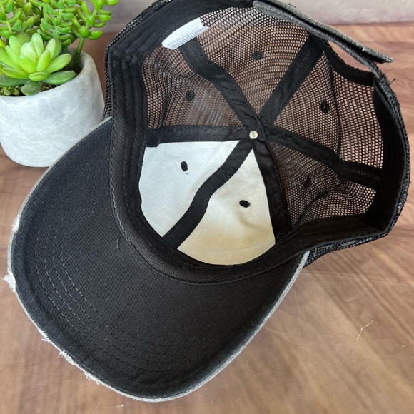 NWOT - VINTAGE TRUCKER HAT, DISTRESSED, ADJUSTABLE - Picture 10 of 11